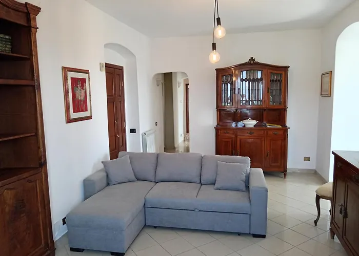 Orizzonte Spezzino Apartment *